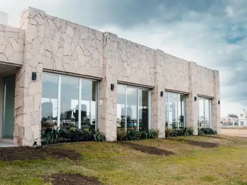 Terreno en Venta de 869,0 m2