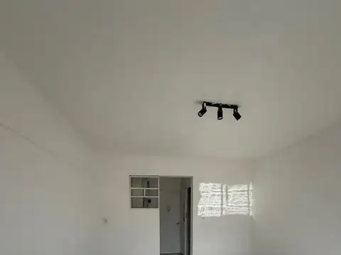 VENTA DPTO MONOAMBIENTE RECICLADO