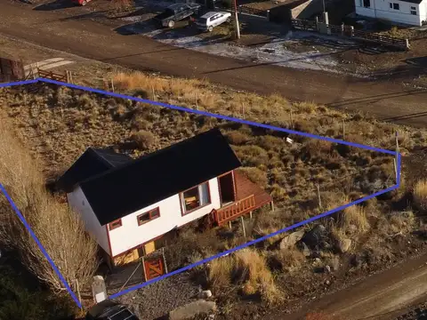 Casa 2 ambientes con 1 baño