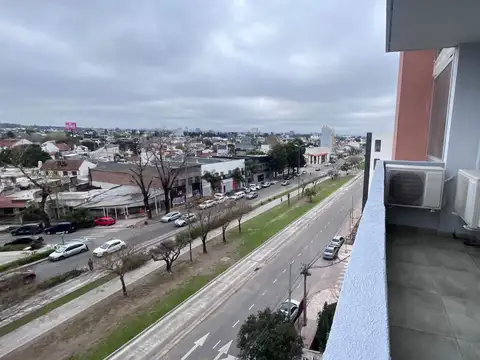 Departamento en Alquiler con 1 cocheras