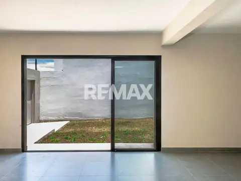 Zona Norte. B° Universidad Católica. Mza 556. Casa 100