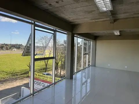 Colectora 12 de Octubre 9000