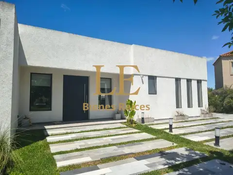 Casa en Venta al Noreste