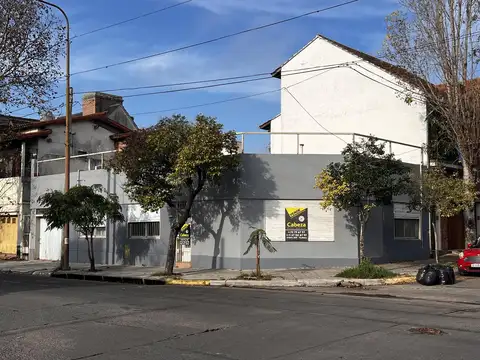 Casa tipo PH 4 ambientes en venta en Quilmes Lote
