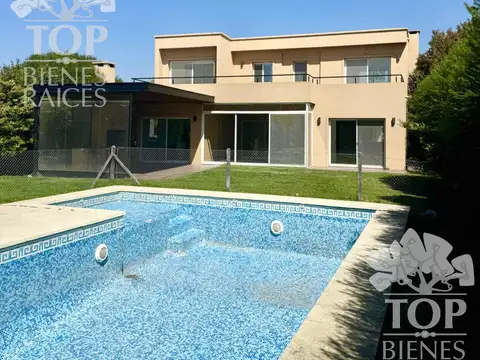 Casa en Venta de 4 dormitorios