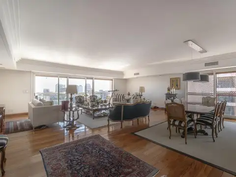 Departamento en Venta de 6 ambientes