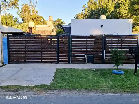 Casa Moderna en Santa Angela a metros del Barrio Tierras del Mar.