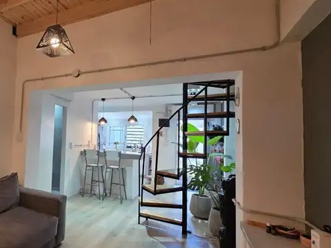 Depto Tipo Casa 2 ambientes con 1 baño