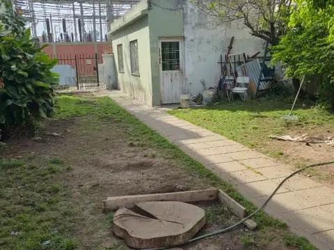 Casa-Venta-4 amb., Fondo c/quincho/Garagae/Lavadero/Jardin-Isidro Casanova