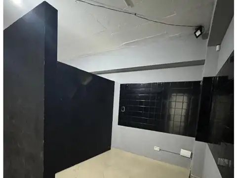 Local en Alquiler en Caseros, $ 400.000