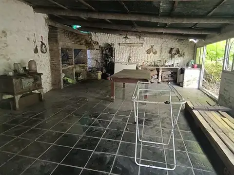 Casa 4 ambientes con 2 baños