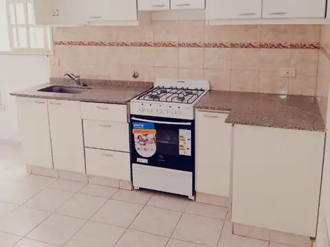 Depto Tipo Casa en Venta de 3 ambientes