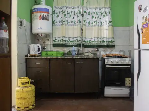 Pedro Miguel Araoz 1600, Piso 0