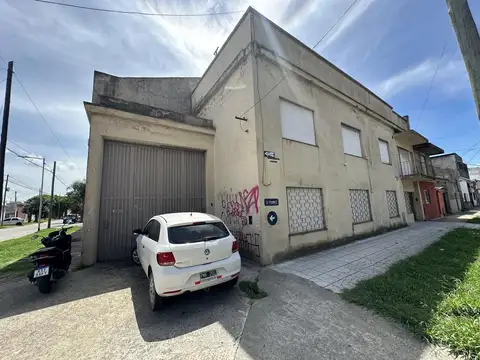 Galpon en Venta 17  mts Frente