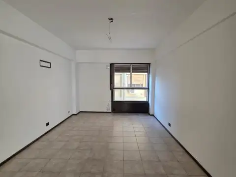 Av Argentina 100