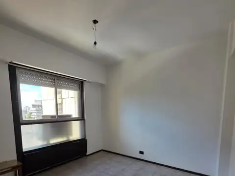 Departamento de dos Dorm. - Av Argentina 175 - Galeria Jardin