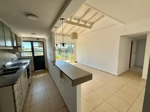 Departamento 3 ambientes con 2 baños