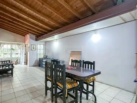 Casa 4 ambientes con 1 baño