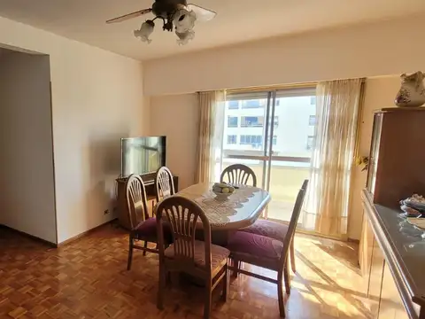 Avenida Álvarez Thomas 100