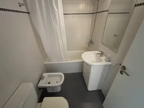 Billinghursrt 1300, Piso 9