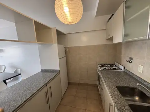 Billinghursrt 1300, Piso 9