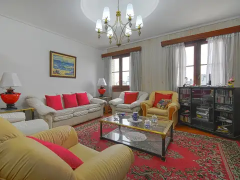 Departamento en Venta de 6 ambientes