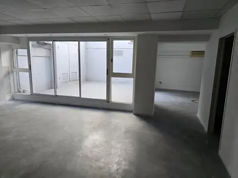 Oficina de 4 ambientes en alquiler en recoleta