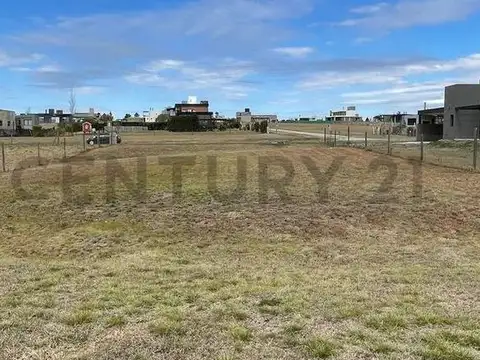 SE VENDE TERRENO COUNTRY NAUTICO PUERTO DEL AGUILA