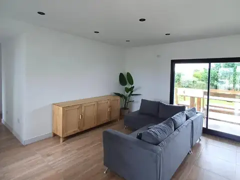 Excelente casa en Horizontes al sur