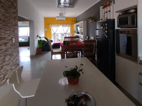 Depto Tipo Casa en Venta de 3 ambientes