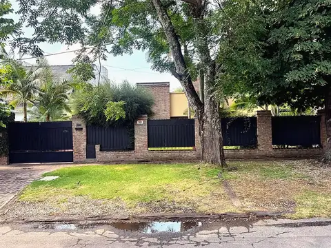 Casa en venta en Manuel B Gonnet