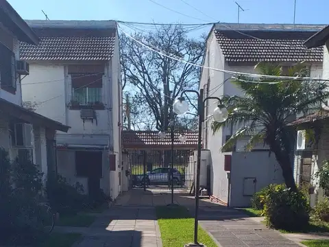 Cuba 647, Villa Luzuriaga, Provincia de Buenos Aires,
