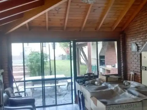 Local 250m2 s/lote 10x48; Quincho Pileta; Dto. Pta Alta 3 Dorm