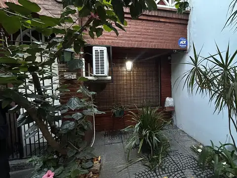 Depto Tipo Casa en Venta de 4 ambientes