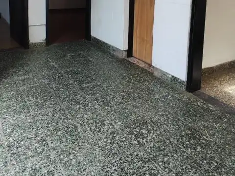 Depto Tipo Casa en Alquiler de 3 ambientes