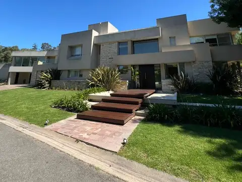 Casa en Venta en El Casco De Leloir, USD 1.280.000