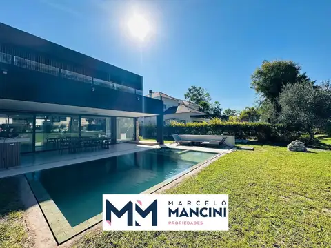 Casa en Saint Thomas Oeste VENTA - ALQUILER AMUEBLADO