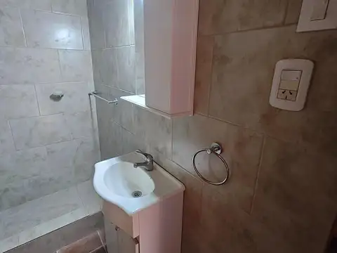 Casa en Alquiler con 1 cochera