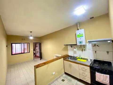 DEPARTAMENTO 2 AMBIENTES - REMEDIOS DE ESCALADA, GRAN BS. AS. SUR