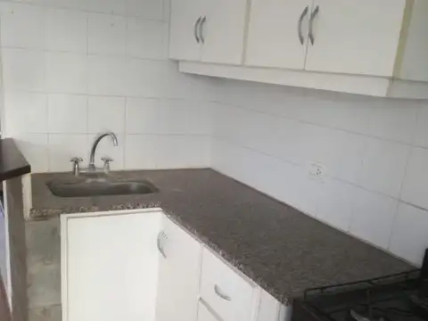 Depto Tipo Casa en Alquiler en Santa Mónica, $ 770.000
