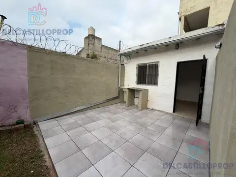 Depto Tipo Casa en Alquiler en Virreyes, $ 390.000