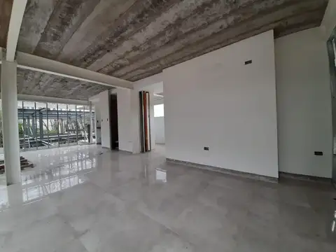 Oficina en Venta en City Bell, USD 85.000