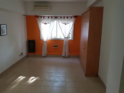 Departamento en Alquiler en Villa Luro, $ 460.000