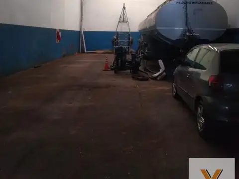 Depósito en venta - 558mts2  - Dock Sud
