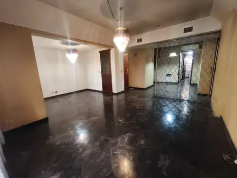 Departamento en Venta de 4 dormitorios