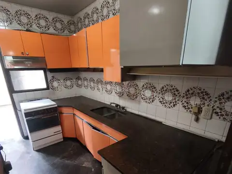 GRAN DEPARTAMENTO CÉNTRICO EN VENTA – CIUDAD – MENDOZA