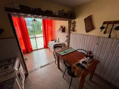 Casa en Venta con 1 cochera
