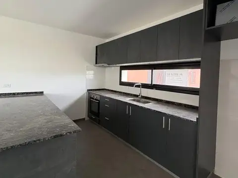 CASA EN VENTA A ESTRENAR LA FEDERALA, LOBOS