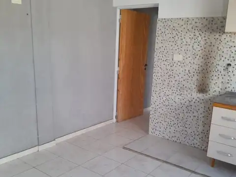 Departamento en Alquiler en Villa Mercedes, $ 380.000