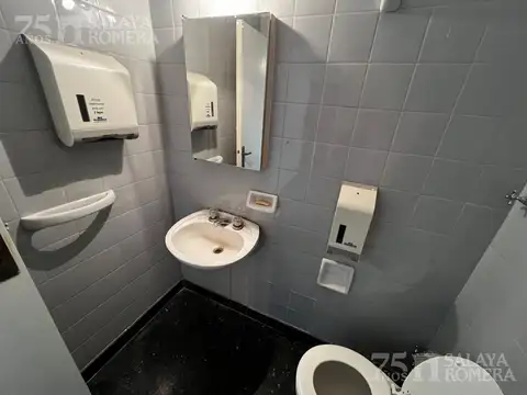 Oficina en Venta 45 años